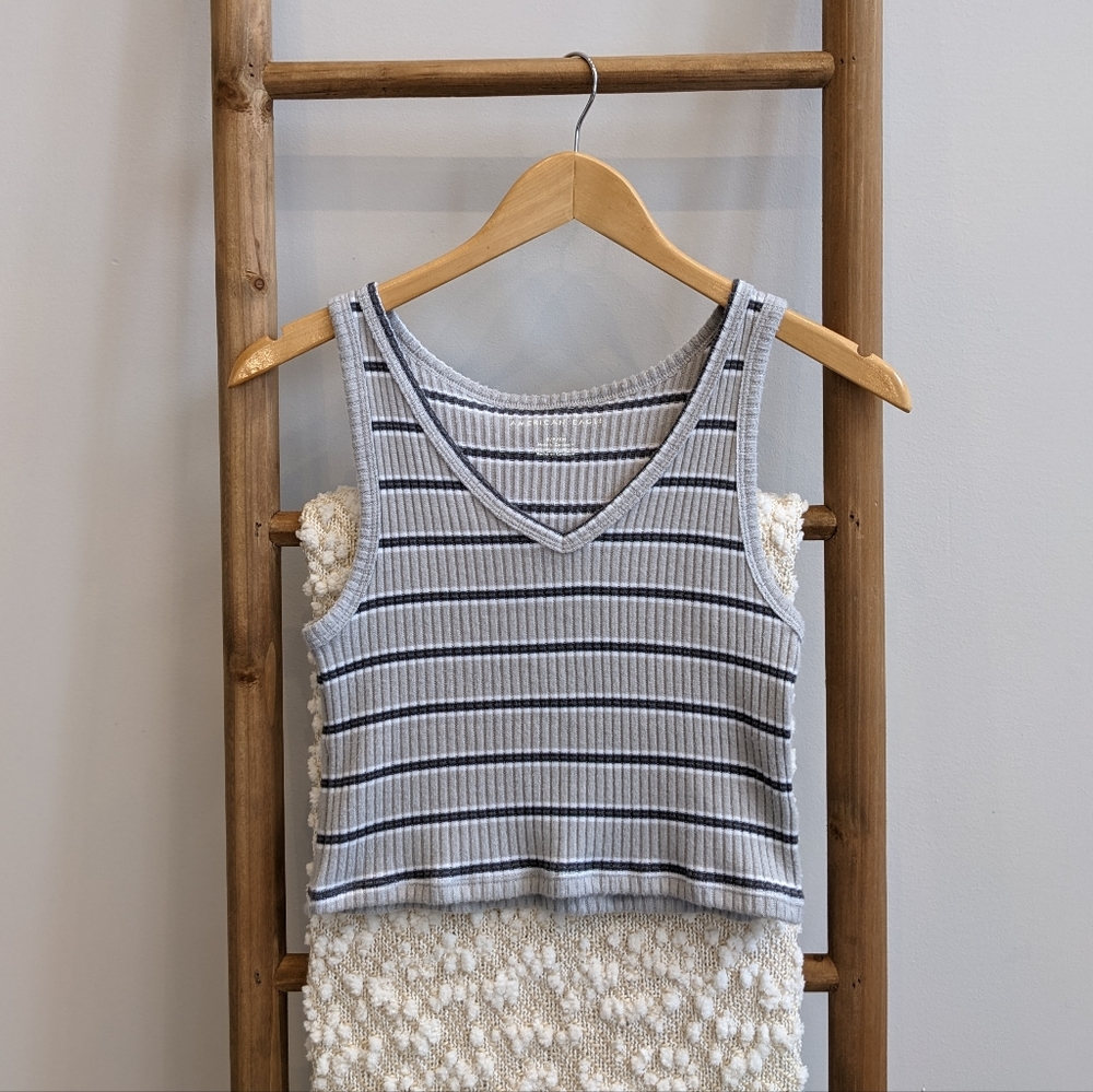 American Eagle V-Neck Ribbed Tank Top